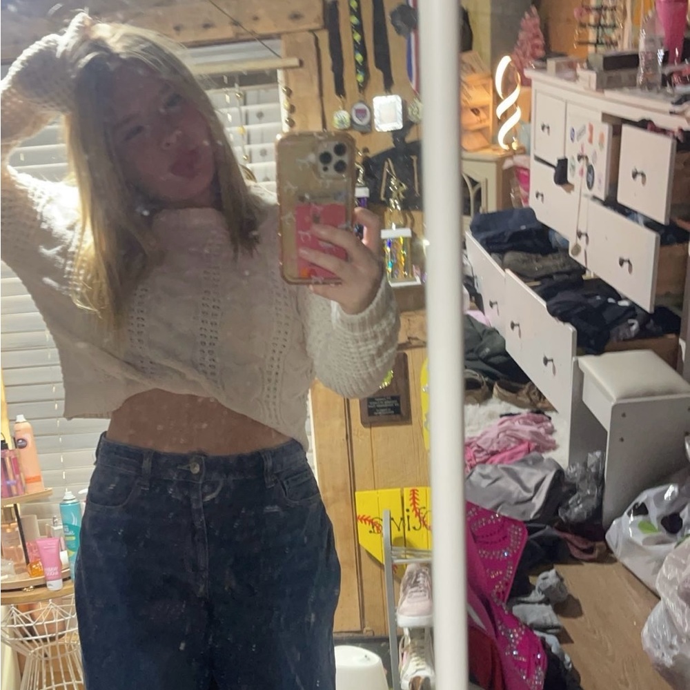 Meet your Posher, Olivia